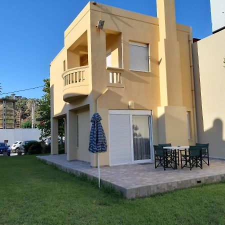 Platanias House On The Beach Exterior photo